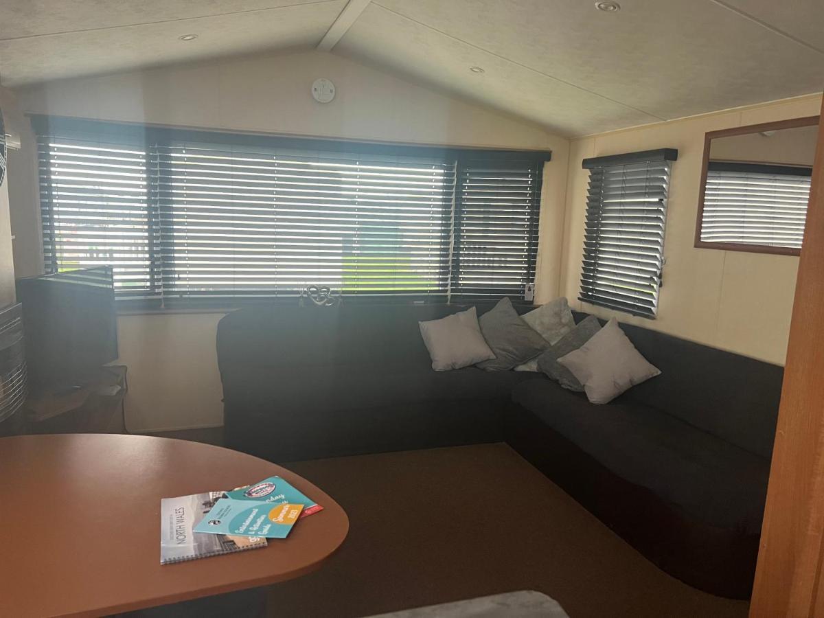 Lisa And Laddy Caravan Hire Meliden Bagian luar foto